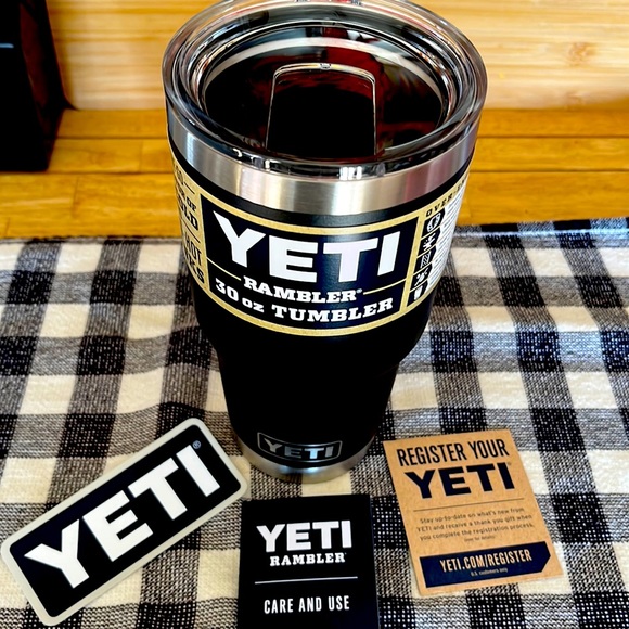 YETI RAMBLER 30ozTUMBLER - Picture 1 of 4